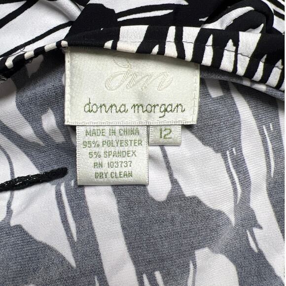 Donna Morgan Black White Print Short Sleeve True Wrap Jersey Knit Dress Size 12 - Picture 3 of 4
